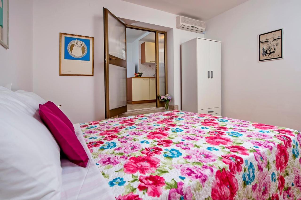 apartmani&soba Mimi Rovinj Exterior foto